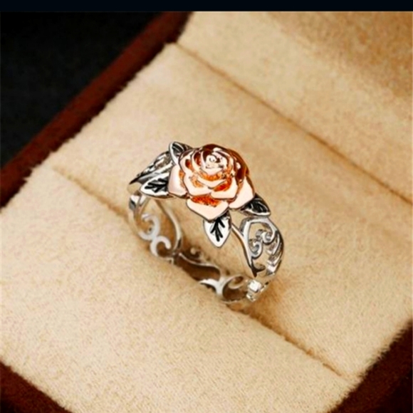 (10)Gorgeous silver plated  ring with golden rose on top many sizes available - Picture 3 of 5